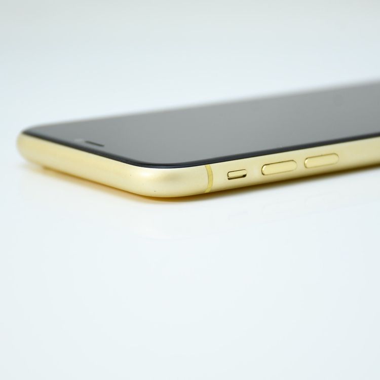 ڽХåƥ꡼80վʡ۹ SIMե꡼ iPhone XR 64GB 