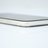 �����ʡ�docomo SIM�ե꡼ iPhone11 64GB �ۥ磻��