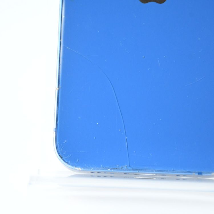 �����̳���ư��ġ���������82 %��au SIM�ե꡼ iPhone13 mini 128GB