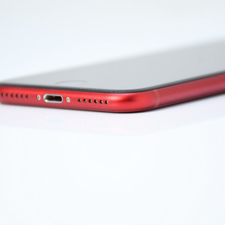 �ڱվ����ʡ������Хåƥ꡼85���docomo SIM�ե꡼ iPhoneSE �裳���� 128GB