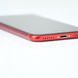 ��ư��ġ�����100 %�����ʡ�SIM�ե꡼ iPhone SE�裲���� 128GB ��å�