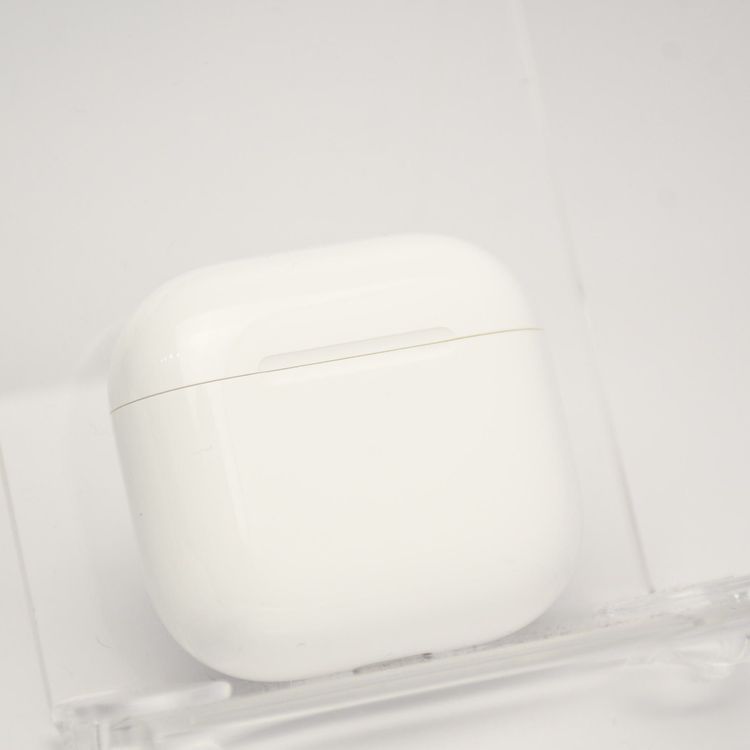 �ڿ���Ʊ�͡�Apple AirPods 5 A3531 �����ݾ�2027ǯ10��14���ޤ�