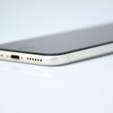 ưġ100 % SIMե꡼ iPhoneSE 裳 64GB 饤