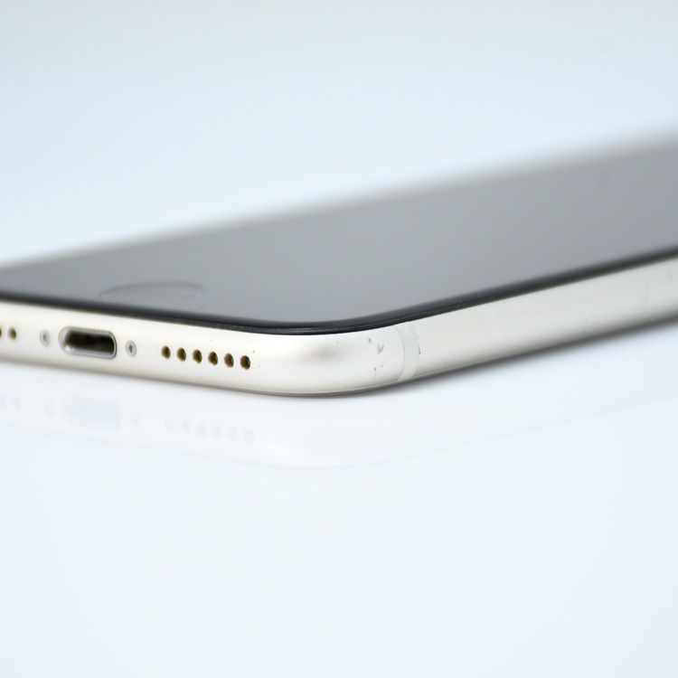 ưġ100 % SIMե꡼ iPhoneSE 裳 64GB 饤