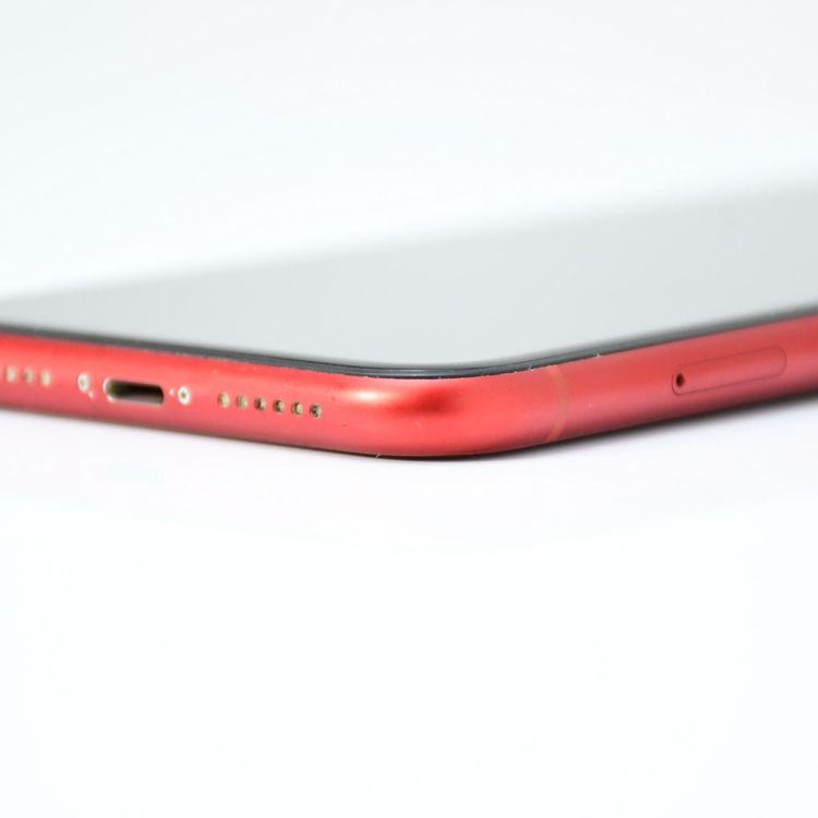 �����ʡ������Хåƥ꡼83���docomo SIM�ե꡼ iPhone XR 64GB ��å�