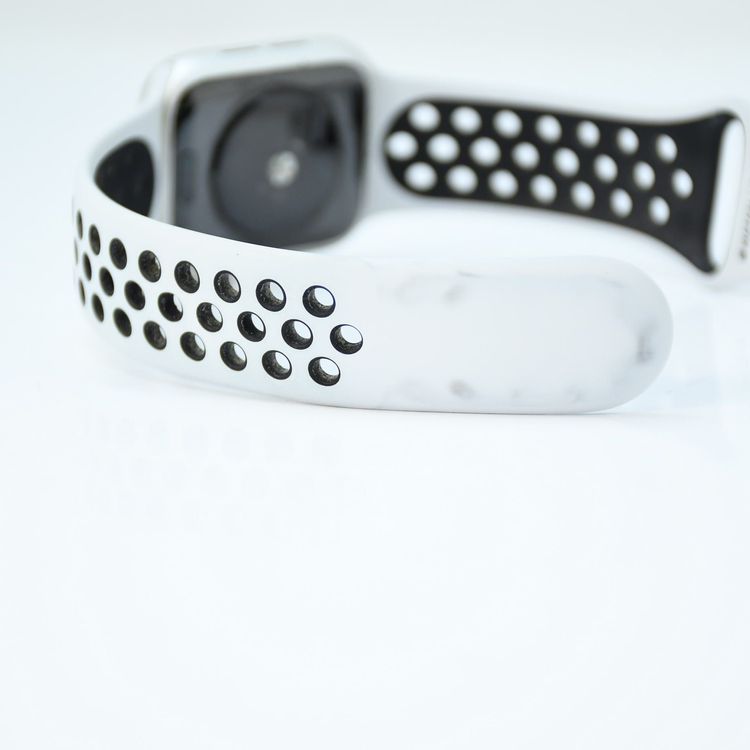 Apple Watch Nike SE GPS��ǥ� 40mm MYYD2J/A