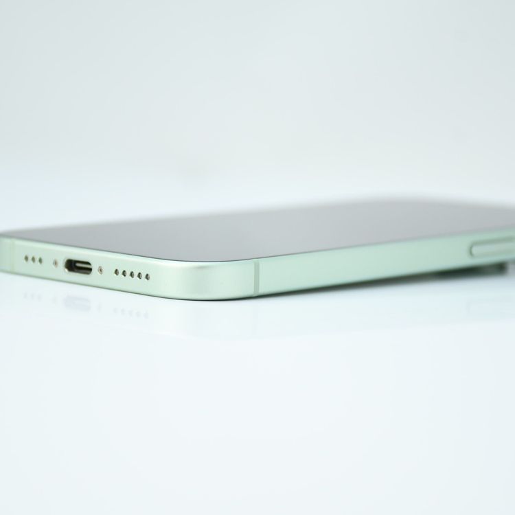 �ڶ˾����ʡ������Хåƥ꡼86�����°�ʴ�����SIM�ե꡼ iPhone15 128GB ���꡼��