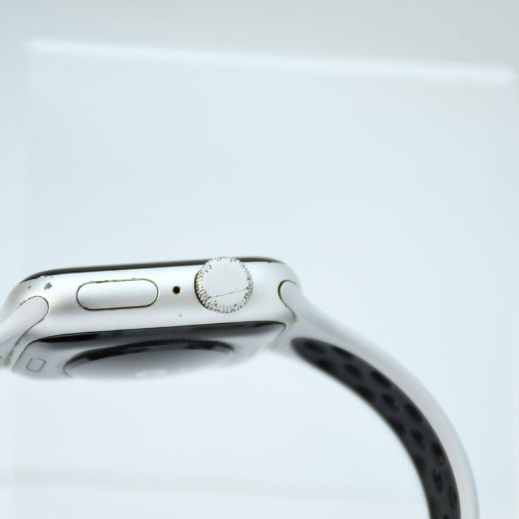 Apple Watch Nike SE GPS��ǥ� 40mm MYYD2J/A