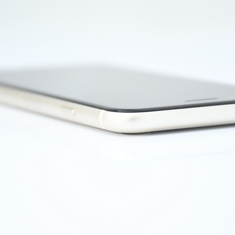 �����ʡ�SIM�ե꡼ iPhoneSE �裳���� 64GB �������饤��