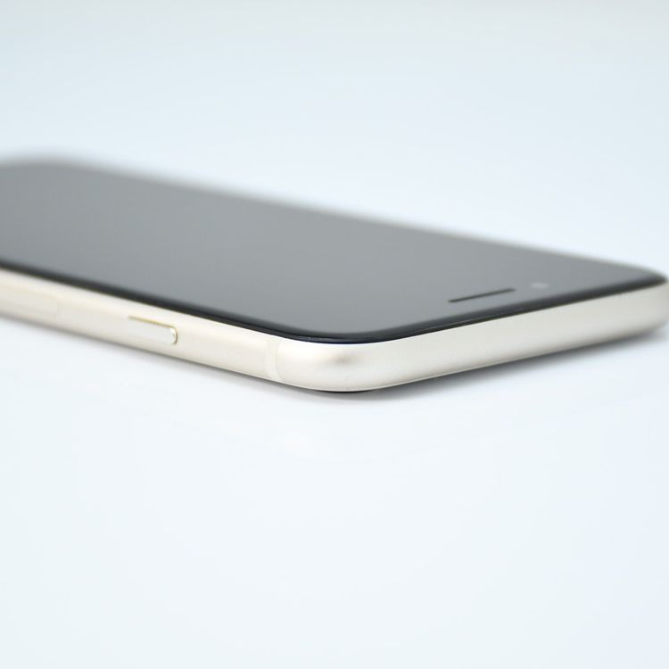 ʡưġ100 % SIMե꡼ iPhoneSE 裳 64GB 饤