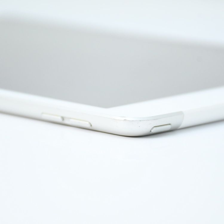 ڱվʡ80SIMե꡼ iPad 8 Wi-Fi+Cellular 32GB