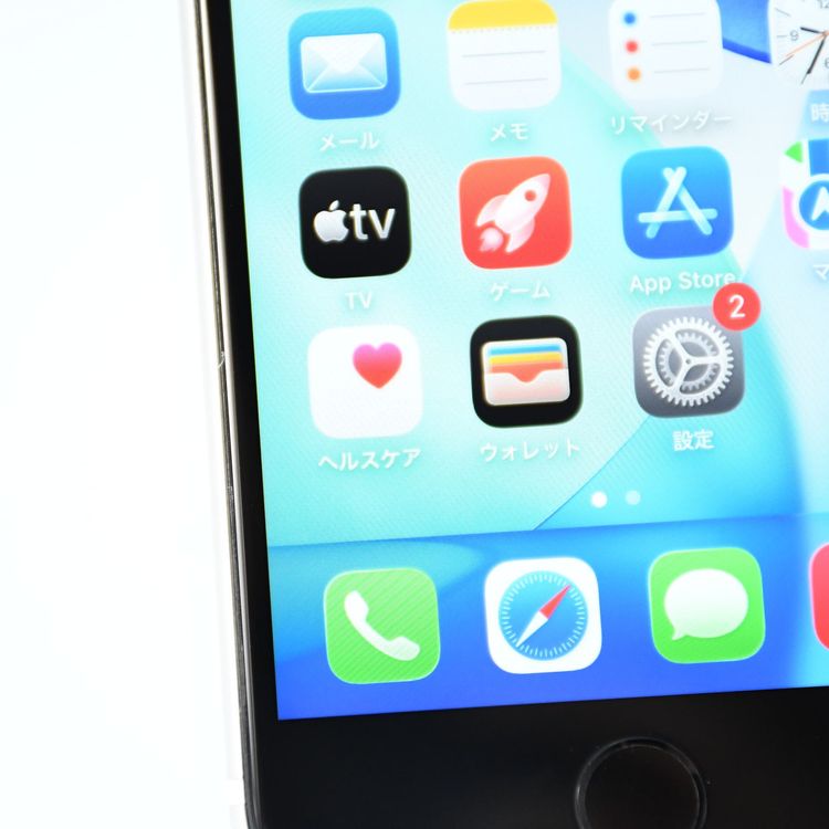 ��ư��ġ�����100 %��SIM�ե꡼ iPhone SE�裲���� 128GB �ۥ磻��