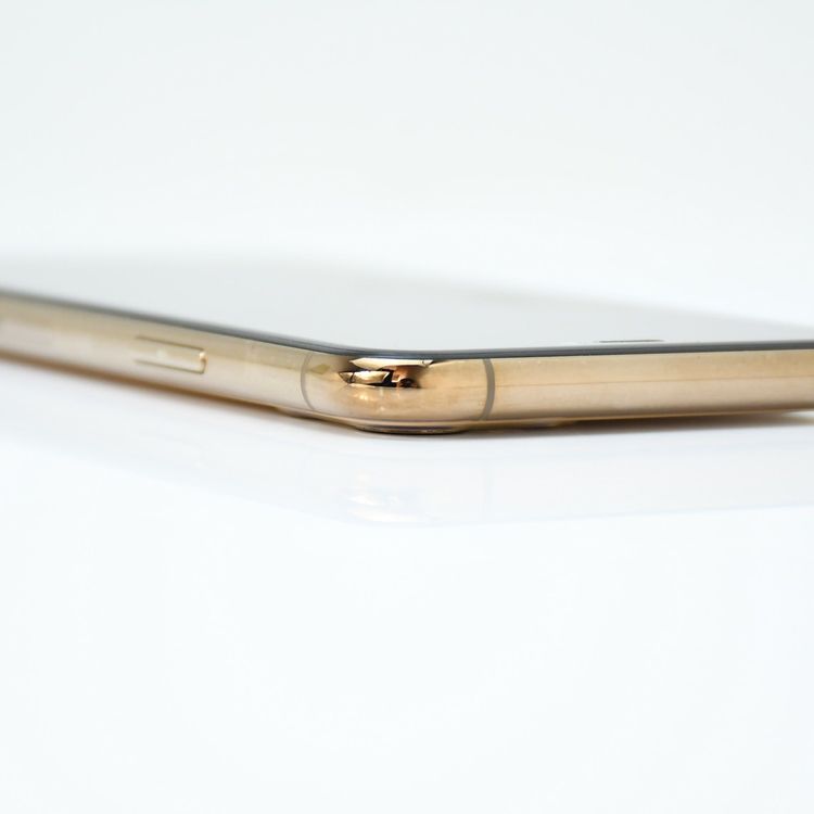 �ڱվ����ʡ�SIM�ե꡼ iPhone11 Pro 64GB �������