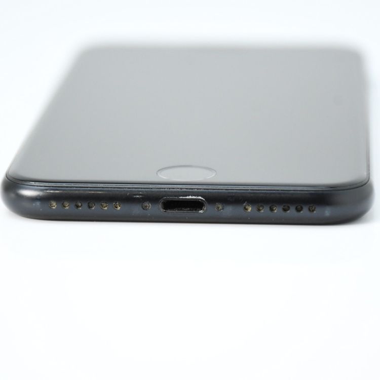 �ڽ����Хåƥ꡼81%��docomo SIM�ե꡼ iPhoneSE ��2���� 128GB