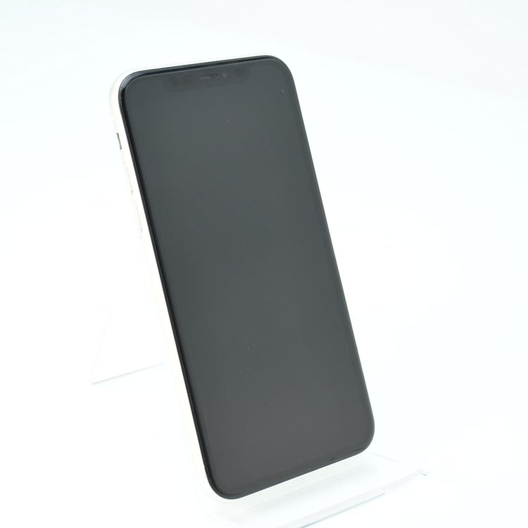 �����ʡ�docomo SIM�ե꡼ iPhone11 128GB �ۥ磻��