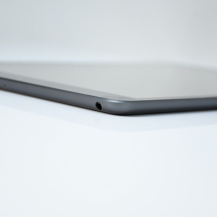 �ڥХåƥ꡼��������94����վ����ʡ�iPad ��8���� 128GB Wi-Fi��ǥ�