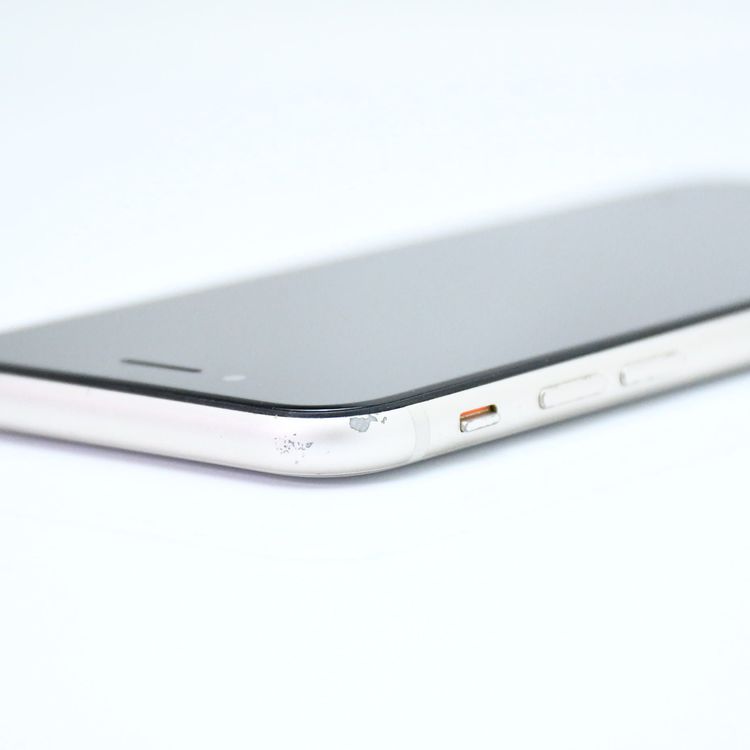 ưġХåƥ꡼100SIMե꡼ iPhone SE 3 64GB
