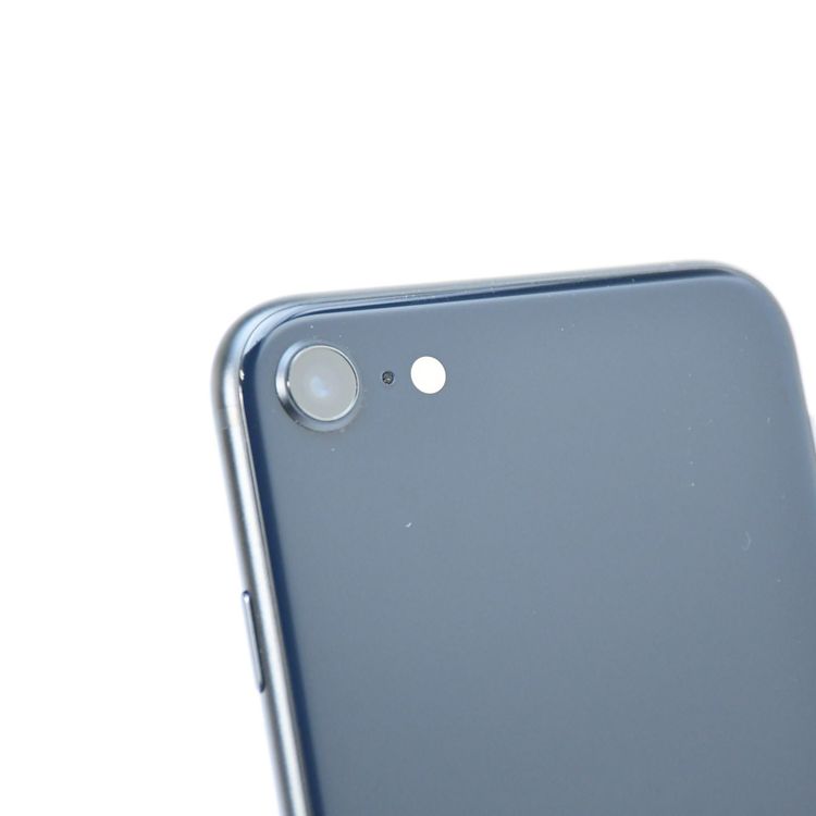 �����ʡ������Хåƥ꡼82%��au SIM�ե꡼ iPhoneSE �裳���� 64GB �ߥåɥʥ���