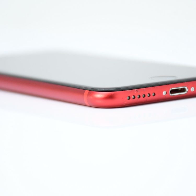 ��ư��ġ�����100 %�����ʡ�docomo SIM�ե꡼ iPhone SE�裲���� 64GB