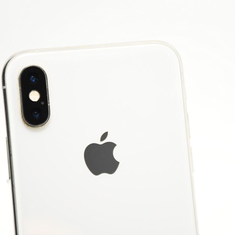 au SIM�ե꡼ iPhone XS 64GB ����С�