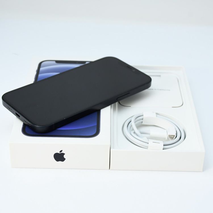 �ڱվ����ʡ��Хåƥ꡼80�����°�ʴ�����docomo SIM�ե꡼iPhone 12 64GB