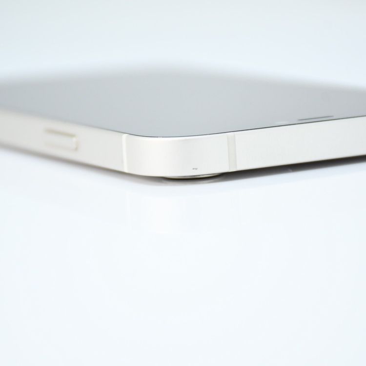 �ڥХåƥ꡼�������� 100������ʡ�docomo SIM�ե꡼ iPhone12 64GB