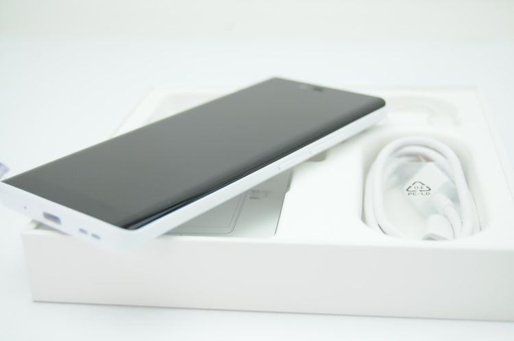 Rakuten Hand 5G ホワイト ムスビー｜安心保証 新品同様 SIMフリー Rakuten Hand 5G