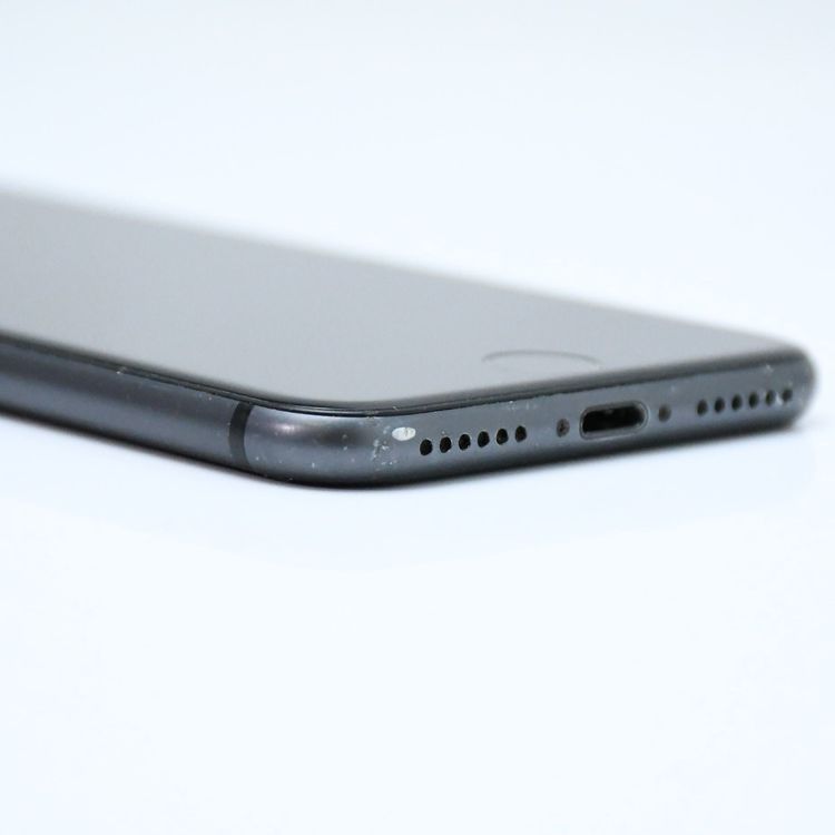 ̳86%docomo SIMե꡼ iPhone 8 64GB ڡ쥤