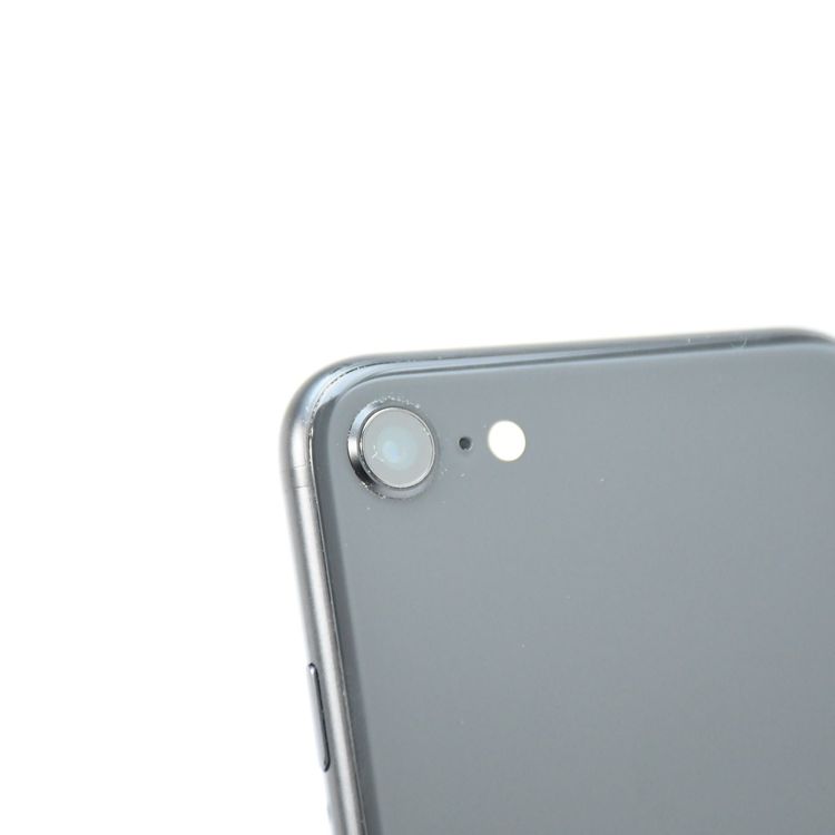 �ڱվ����ʡ������Хåƥ꡼83���SIM�ե꡼ iPhone SE �裲���� 64GB �֥�å�