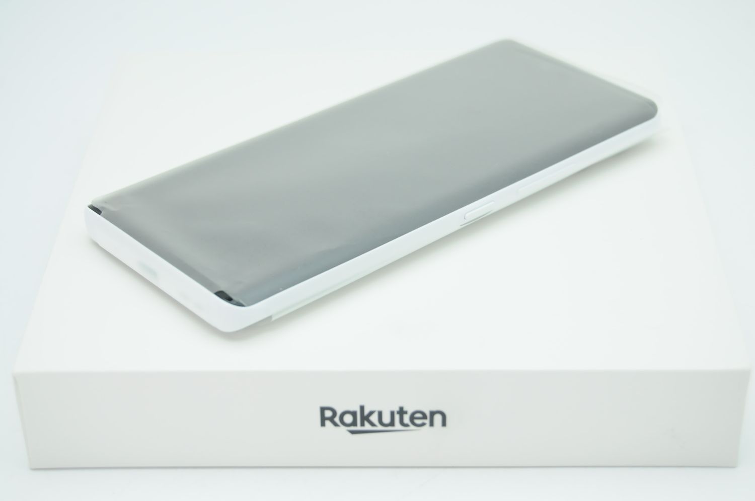 ムスビー｜極上美品【ガジェット買取キング】SIMフリー Rakuten