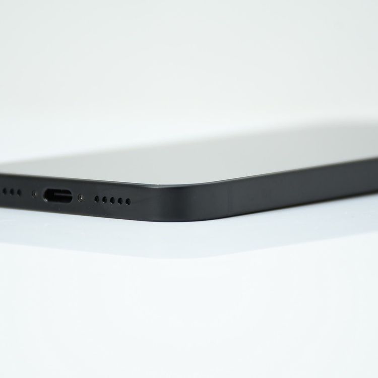 �ڿ���Ʊ�͡��Хåƥ꡼��������100���SIM�ե꡼ iPhone16e 128GB