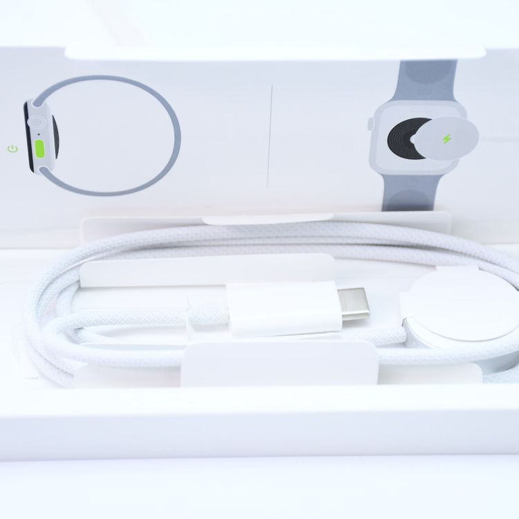 新品同様* 購入日2025年10月20日*Apple Watch SE 第3世代 40 mm
