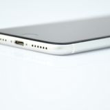 ʡХåƥ꡼83%SIMե꡼ iPhone SE 2 128GB ۥ磻