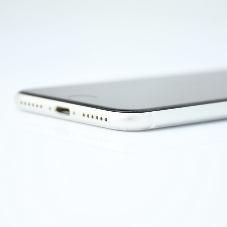 �ڽ����Хåƥ꡼��������88���SIM�ե꡼ iPhone SE �裲���� 64GB �ۥ磻��