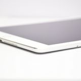 �ڱվ����ʡ�docomo iPad Air2 16GB ����С�