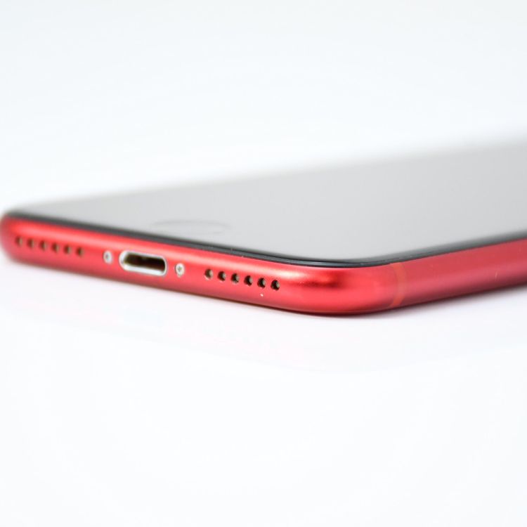 ��ư��ġ�SIM�ե꡼ iPhone SE �裲���� 256GB ��å�