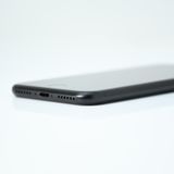 �ڱվ����ʡ������Хåƥ꡼82���SIM�ե꡼ iPhone SE �裲���� 64GB �֥�å�