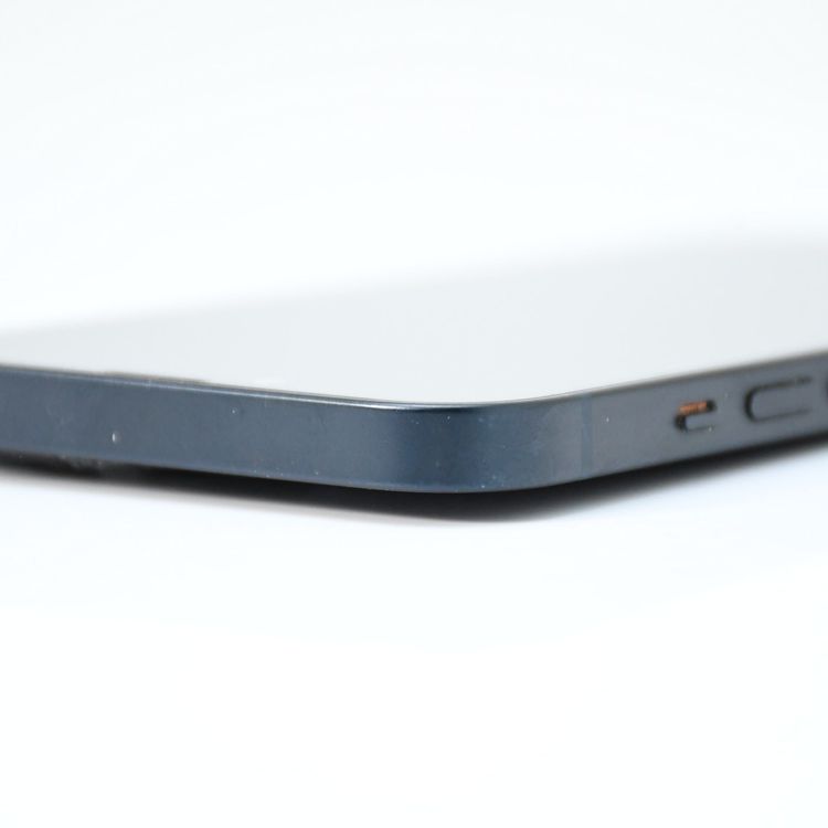 ڱվʡưġdocomo SIMե꡼ iPhone13 128GB ߥåɥʥ