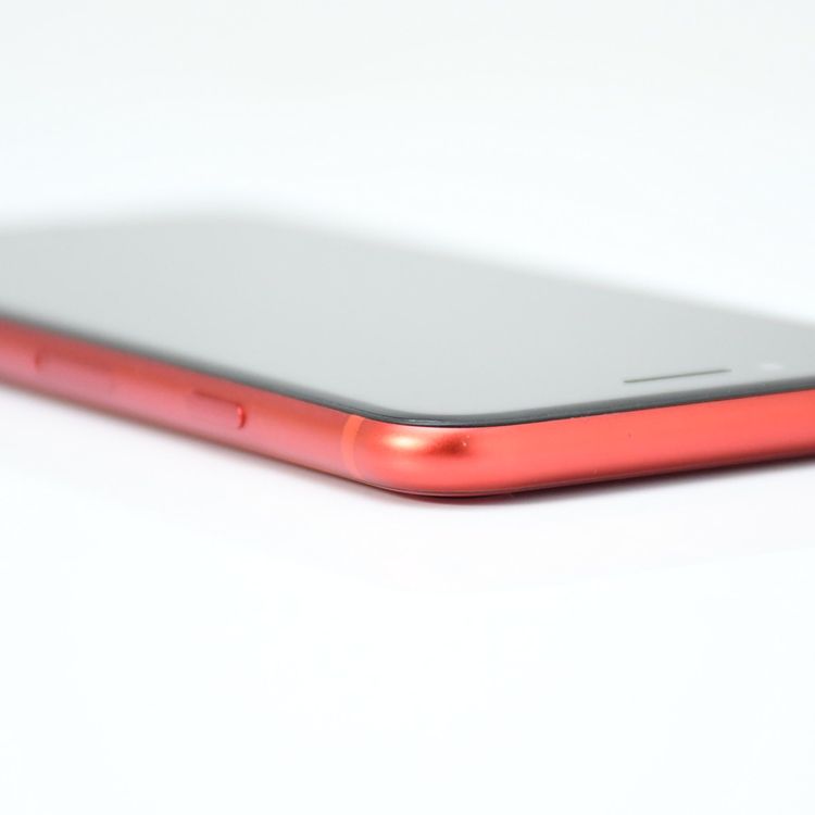 �ڽ����Хåƥ꡼��������81���SIM�ե꡼ iPhone SE �裲���� 64GB ��å�