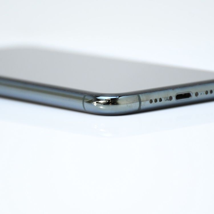 �ڱվ����ʡ�SIM�ե꡼ iPhone11Pro 64GB �ߥåɥʥ��ȥ��꡼��