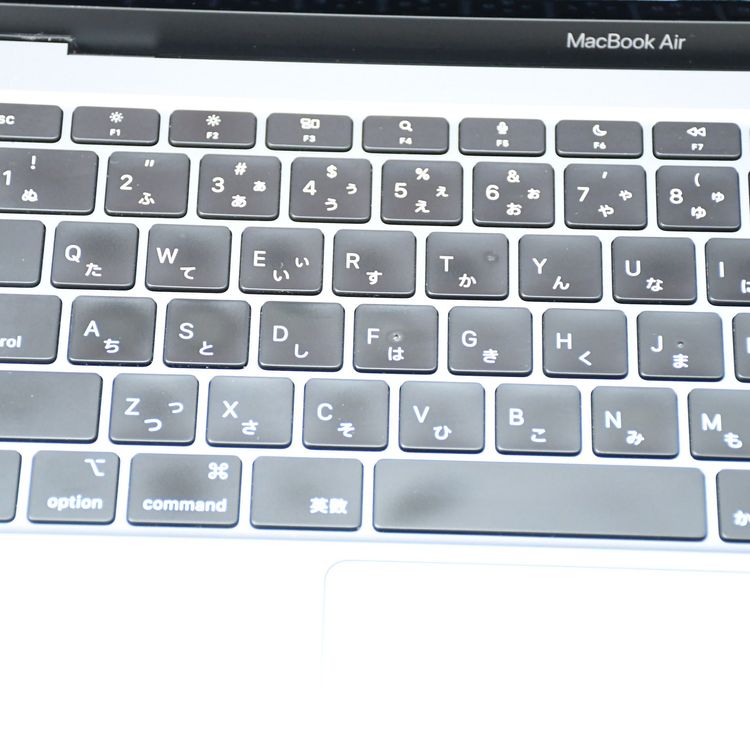 �ڥХåƥ꡼����92%��MacBook Air13����� M1 8GB/512GB MGN73J/A