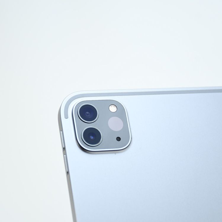 �ڥХåƥ꡼��������90���iPad Pro 12.9����� ��6���� 256GB Wi-Fi��ǥ�