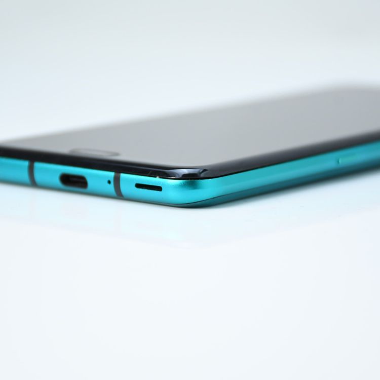 ʡɹSoftbank SIMե꡼ AQUOS R3 808SH 128GB ꡼