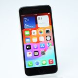 【美品*純正バッテリー84%】SIMフリー iPhone SE 第2世代 64GB ホワイト