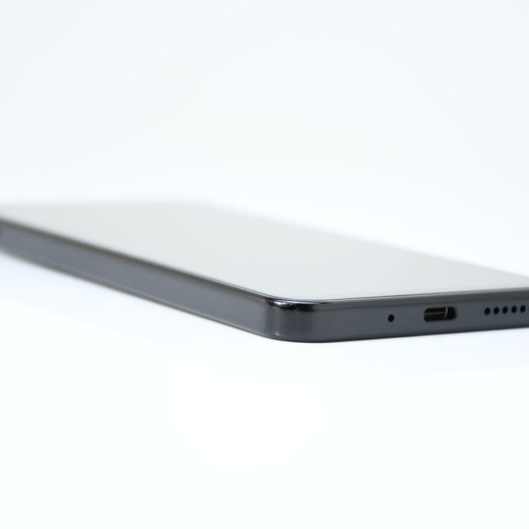 �����ʡ�Y!mobile SIM�ե꡼Libero 5G III A202ZT �֥�å�