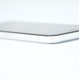 SIM�ե꡼iPhone SE �裲���� 64GB �ۥ磻��