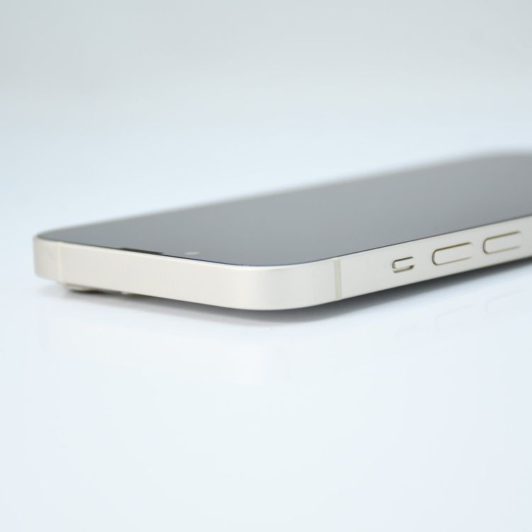 ʡХåƥ꡼86%SIMե꡼ iPhone13 128GB 饤