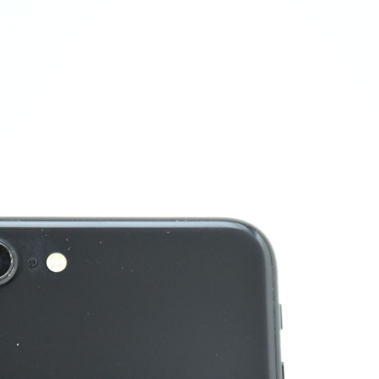 docomo SIM�ե꡼ iPhone SE �裲���� 64GB �֥�å�