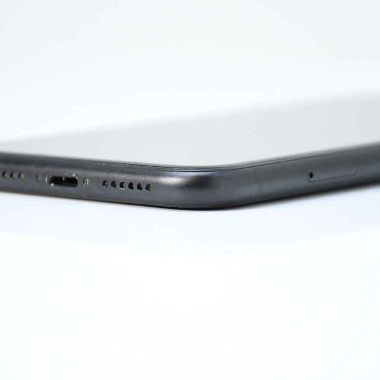 �����ʡ������Хåƥ꡼82���SIM�ե꡼ iPhone XR 64GB �֥�å�