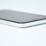 ��ư��ġ�����100 %��SIM�ե꡼ iPhone SE�裲���� 128GB �ۥ磻��